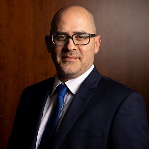 Dr Isaac Kfir